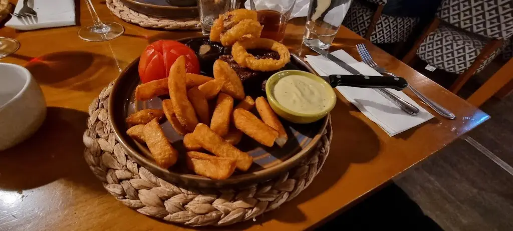 Menu_Unicorn Pub and Dining Room_Marden_image_9