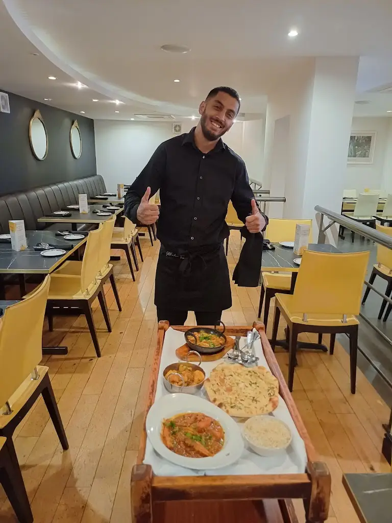 Dion Spikes_MARDEN TANDOORI | INDIAN & BANGLADESHI RESTAURANT IN MARDEN, KENT_Marden_recensione