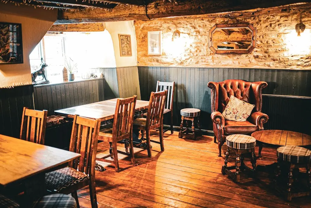 The Crown_Marcham_slider_image_3