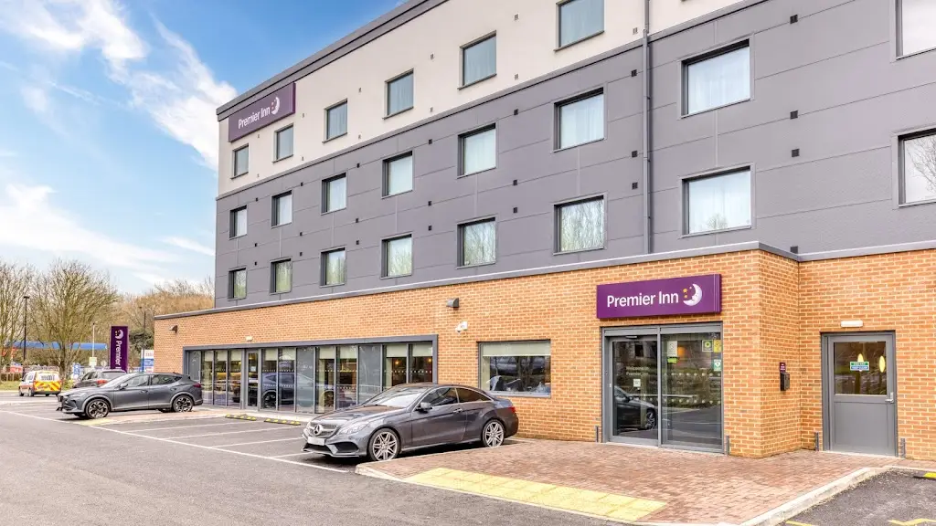 Premier Inn Abingdon (A34) restaurant in Marcham