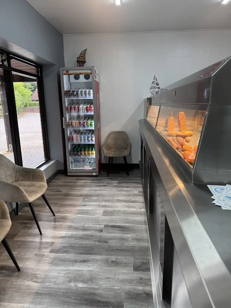 Costa Chippy_Marchwood_slider_image_2