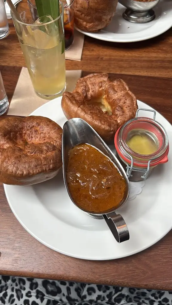 Bekky Parkinson_Hawksmoor Manchester_Manchester_review