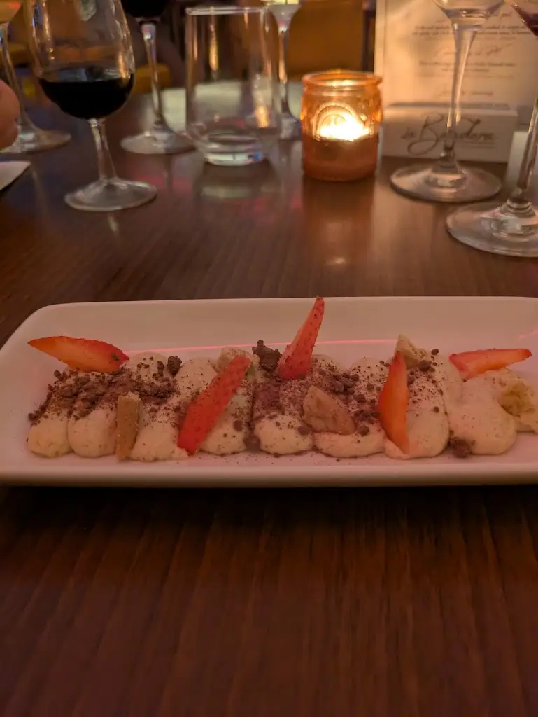 Megan Bowman_La Bandera_Manchester_review