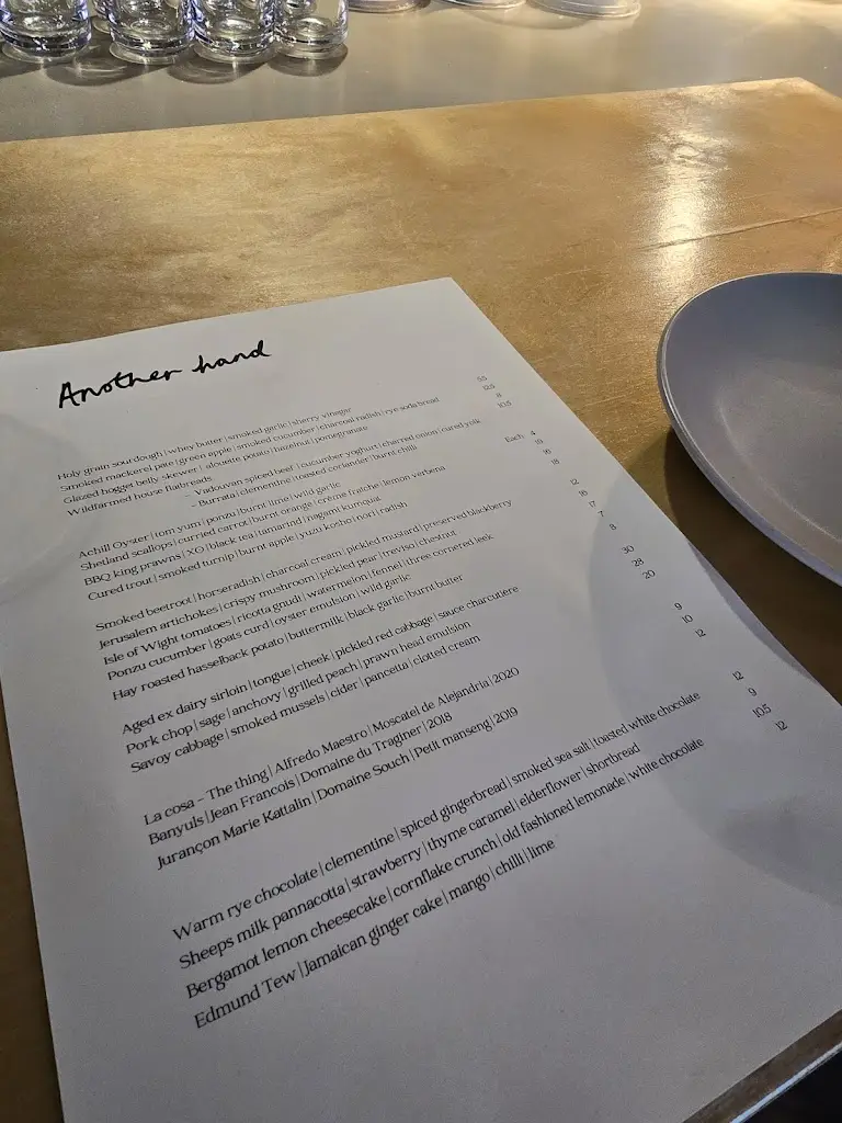 Menu_Another hand_Manchester_image_4