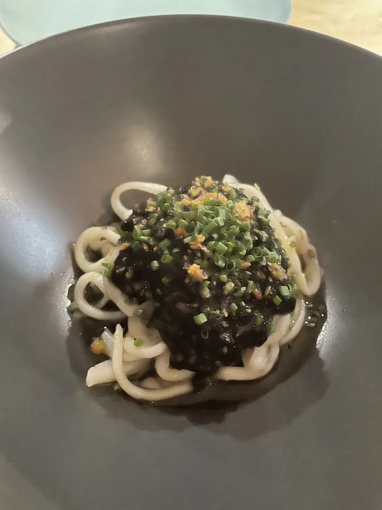 Menu_Another hand_Manchester_image_6