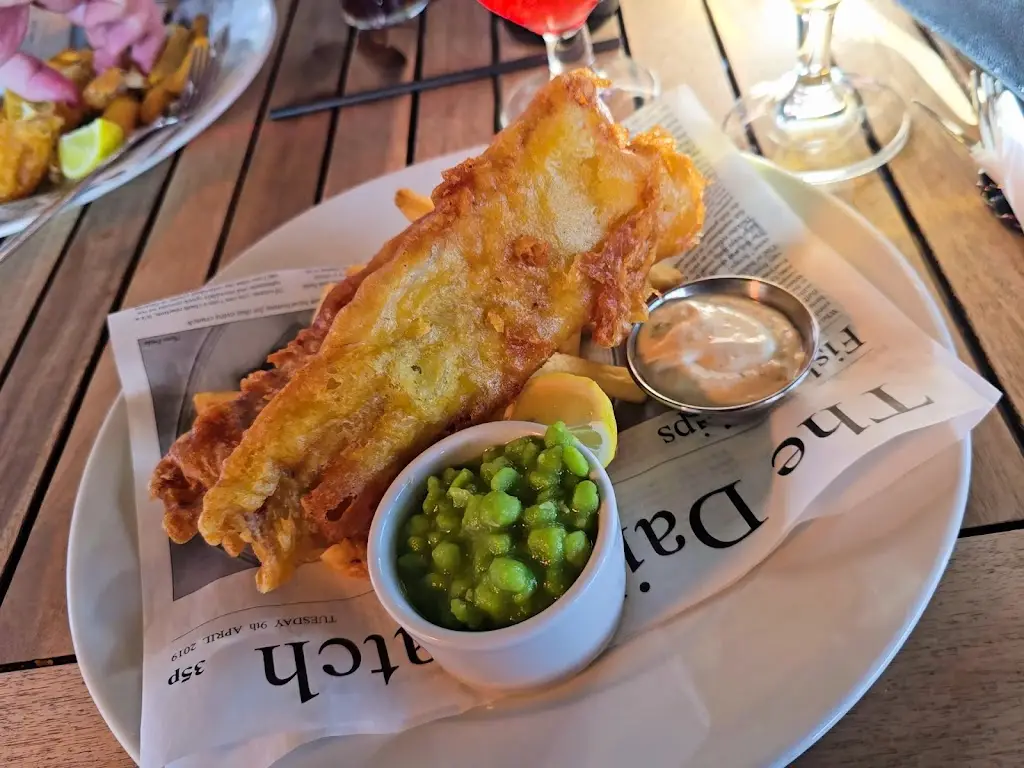 The Running Horses_Maghull_slider_image_3