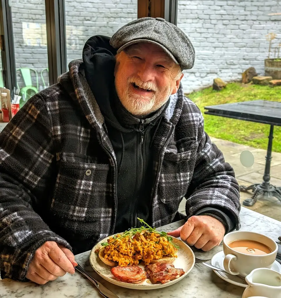 Stephen Jones_The Weld Blundell_Maghull_recensione