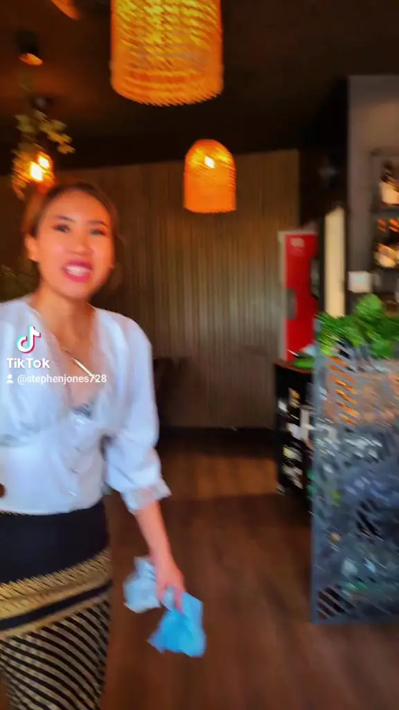 Nannapat Thai restaurant and bar_Maghull_slider_image_2