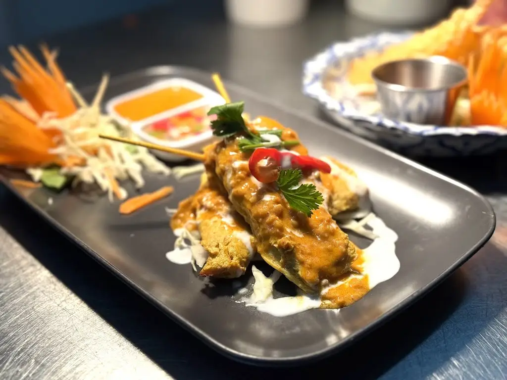 Nannapat Thai restaurant and bar_Maghull_slider_image_3