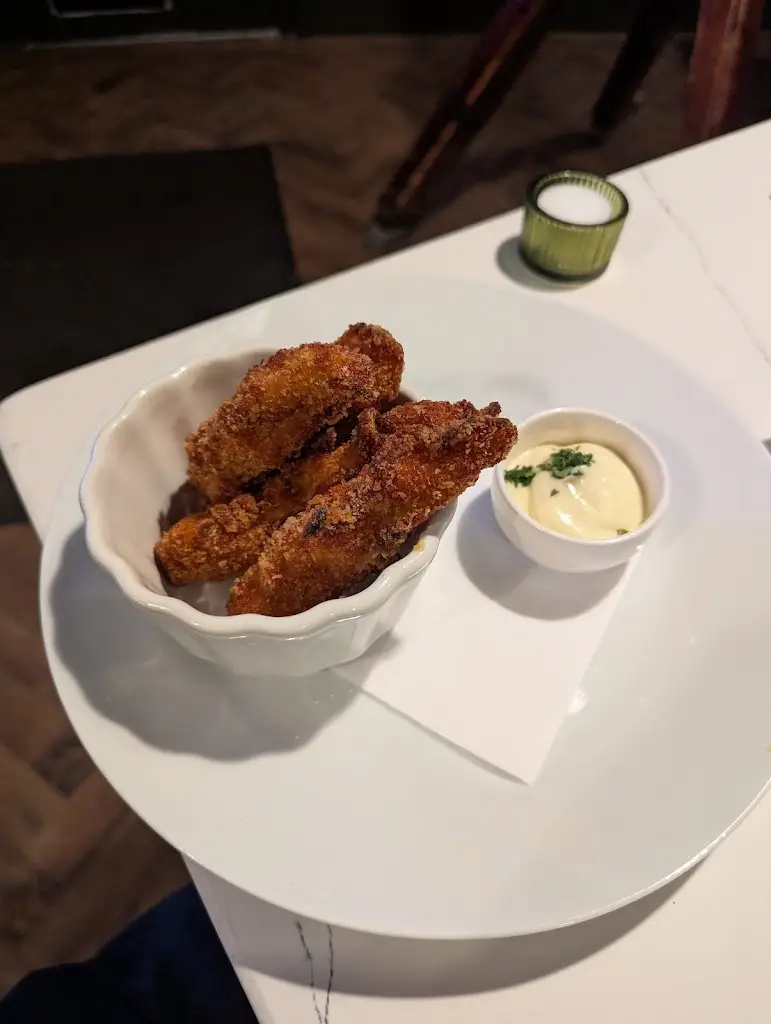 Tom Clarke_Home Liverpool Ltd_Maghull_review