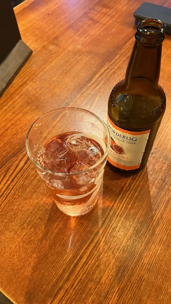 Valeria MacDowall_Meadows_Maghull_review