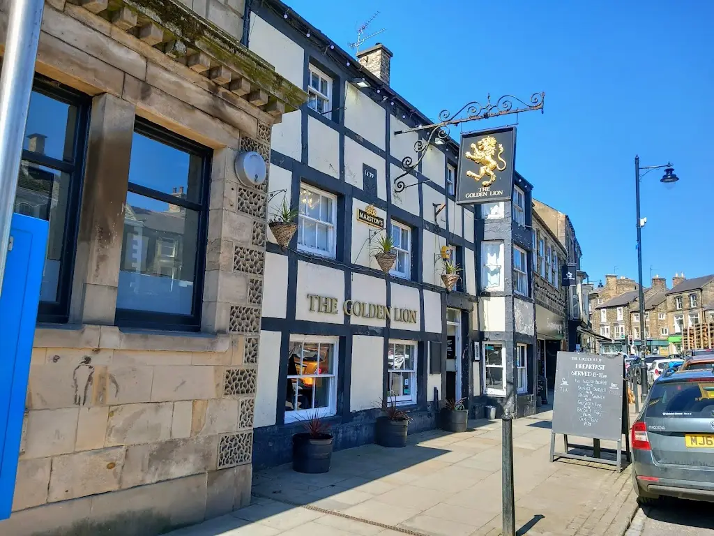 Golden Lion_Barnard Castle_slider_image_2