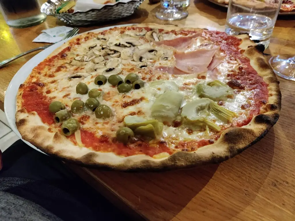 Menu_Florios Pizzeria Ristorante_Malton_image_9