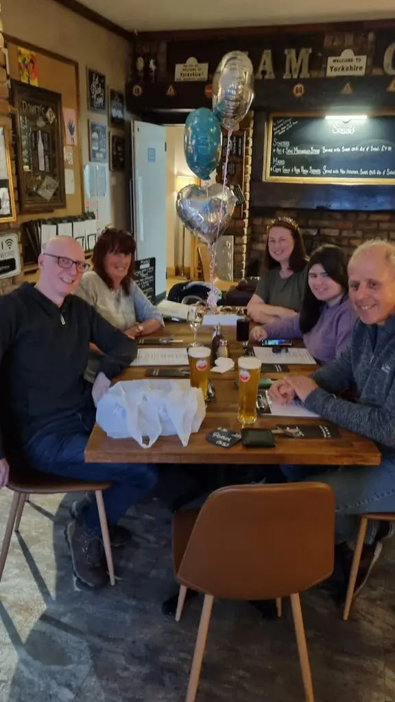 Patricia Gerard_Ham & Cheese Pub_Malton_reseña