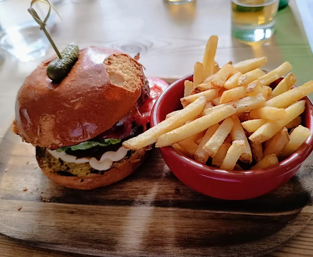 Menu_The Silks_Aldbourne_image_6