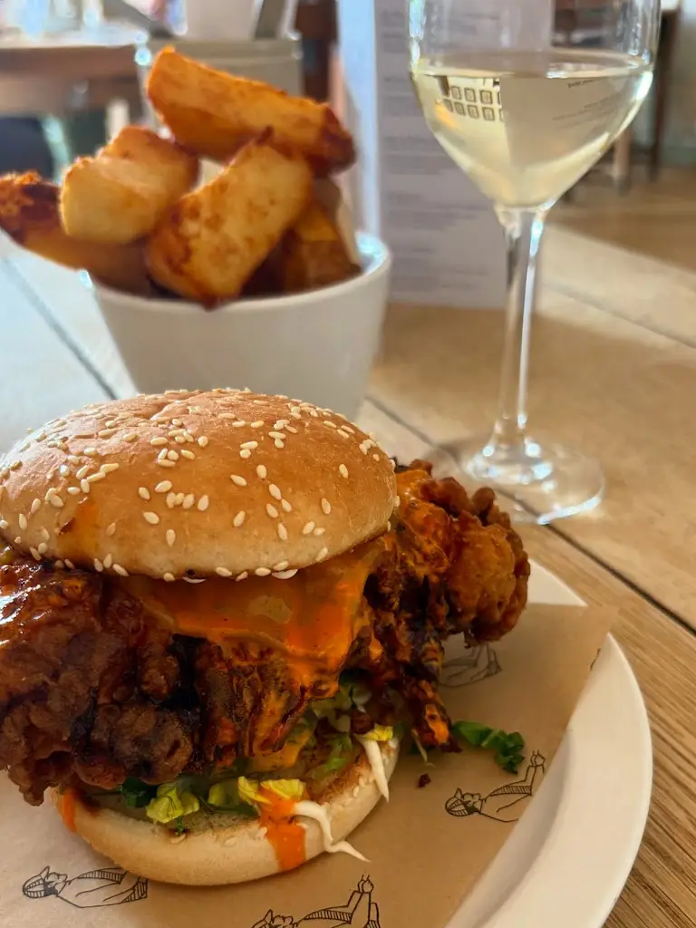 Natalie Simonis_The Silks_Aldbourne_review