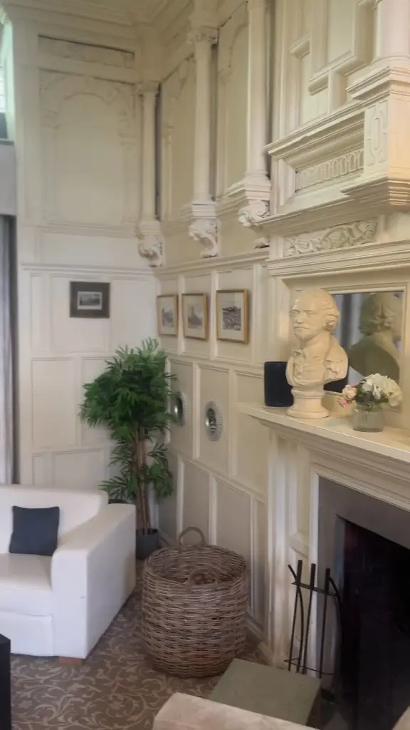 Greg Stump, Ed.D._The Old Lodge_Malton_avis