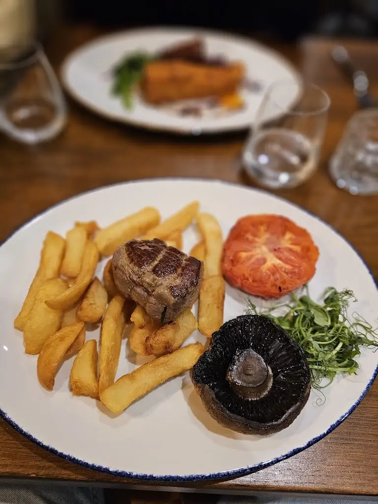 Monty M._The Hind’s Head_Market Drayton_review