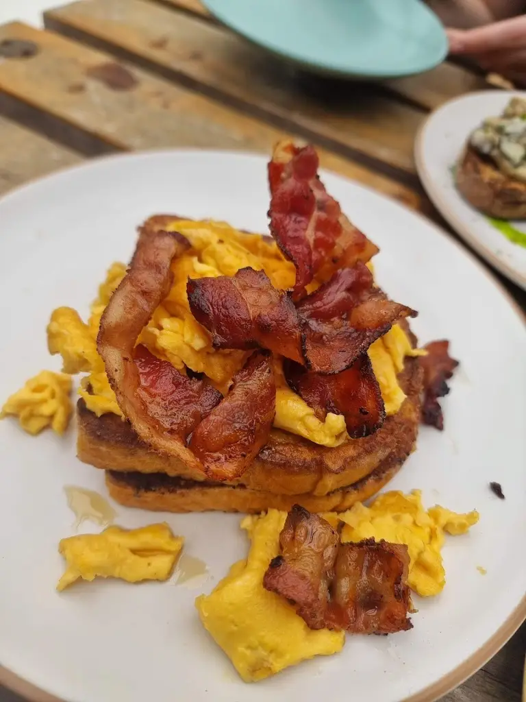 Sheyi O _The Farm Cafe by Black Pig_Maldon_review