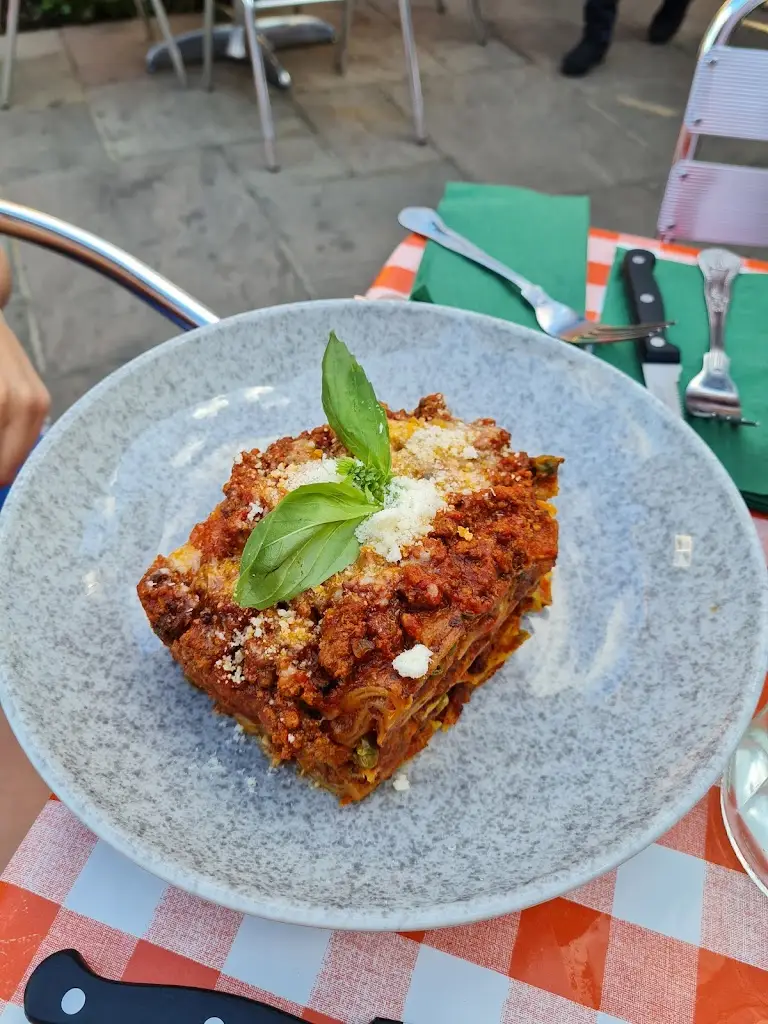 Menu_Luigis Al Fresco_Maldon_image_5