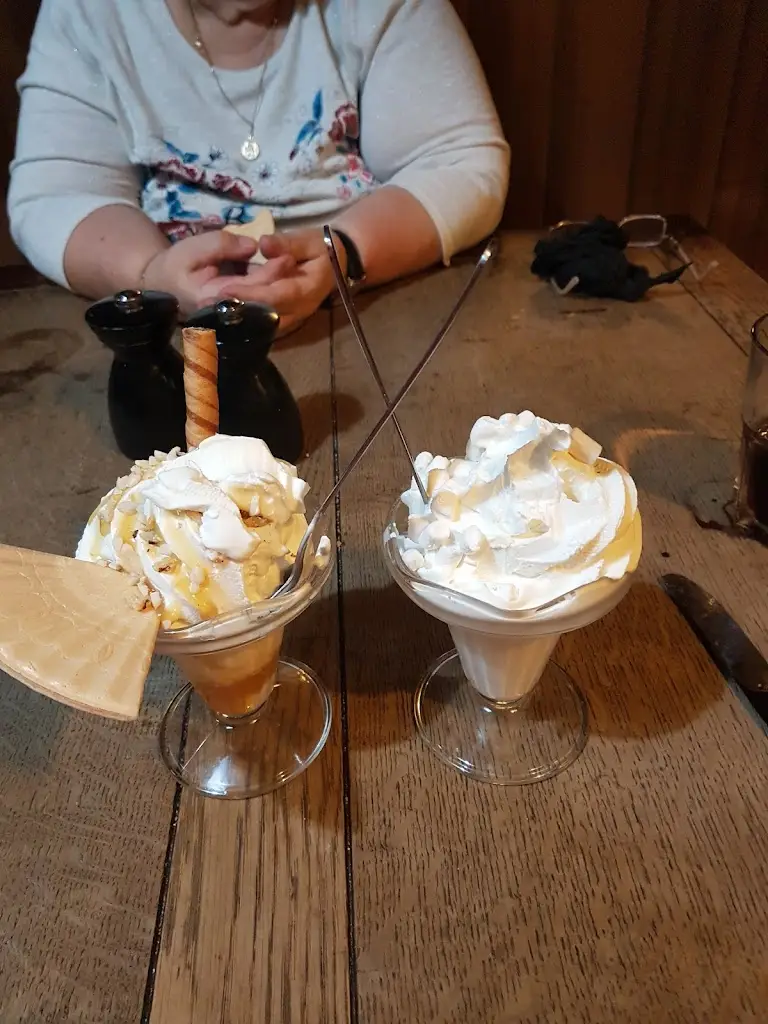 Menu_Henri's Diner_Maldon_image_6