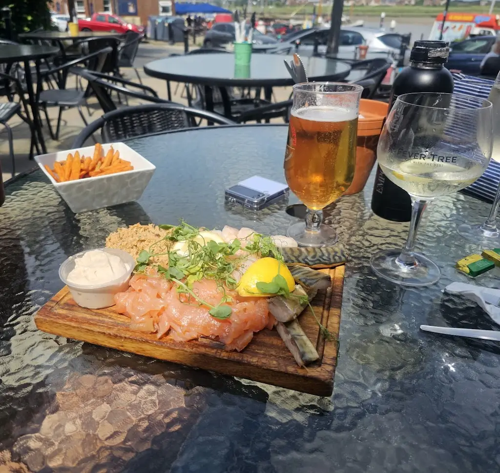 Cherished Pets of Brentwood_Fish On The Quay_Maldon_review