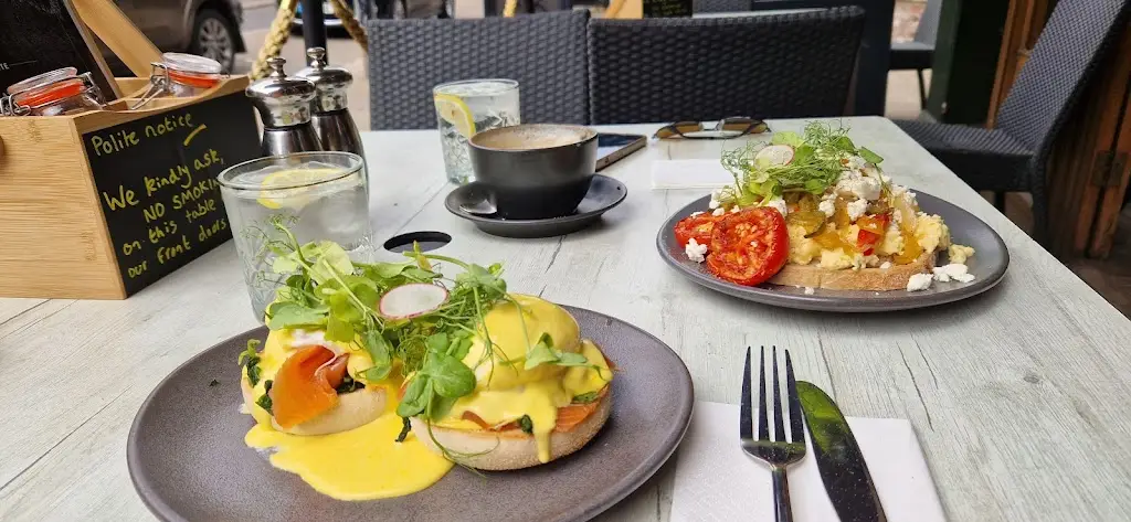 Menu_Oak House Bar Cafe_Maldon_image_7