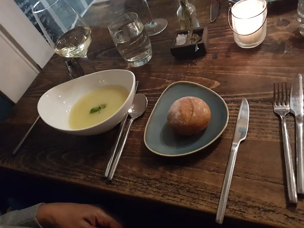 Menu_Oak House Bar Cafe_Maldon_image_9