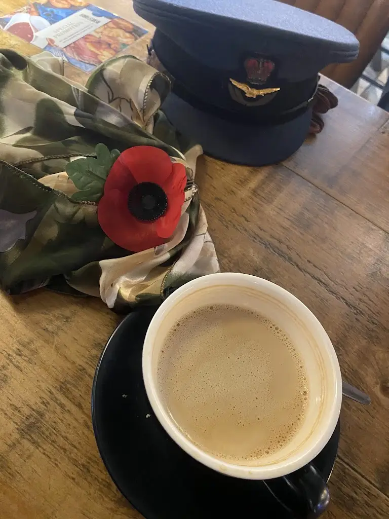 carlie mayes_Oak House Bar Cafe_Maldon_review