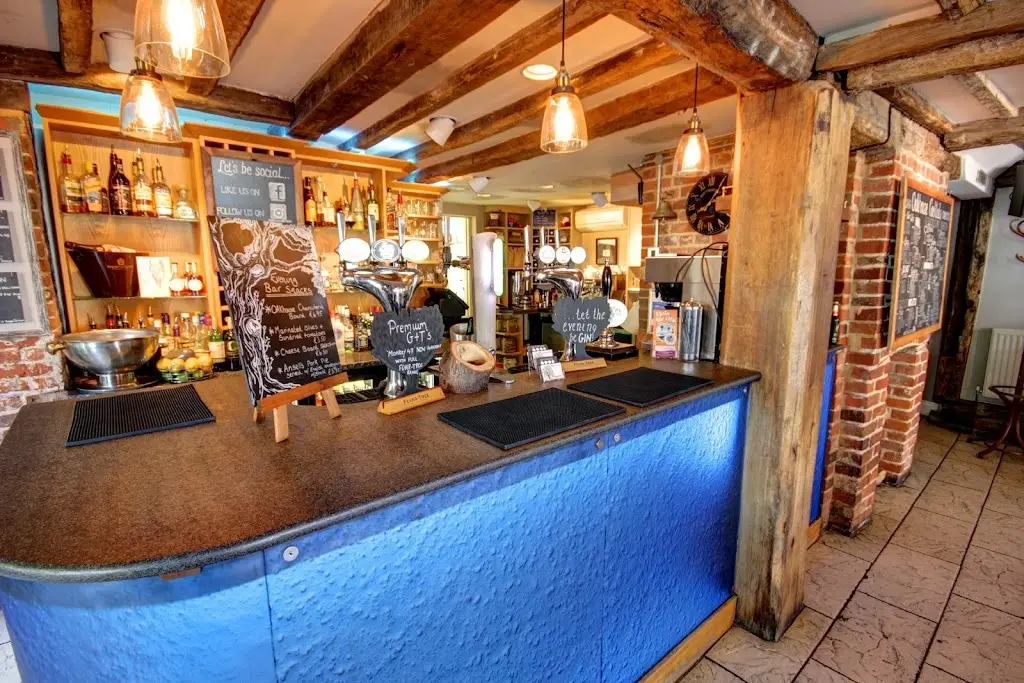 Oak House Bar Cafe restaurant in Maldon