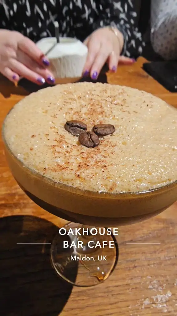 Oak House Bar Cafe_Maldon_slider_image_2