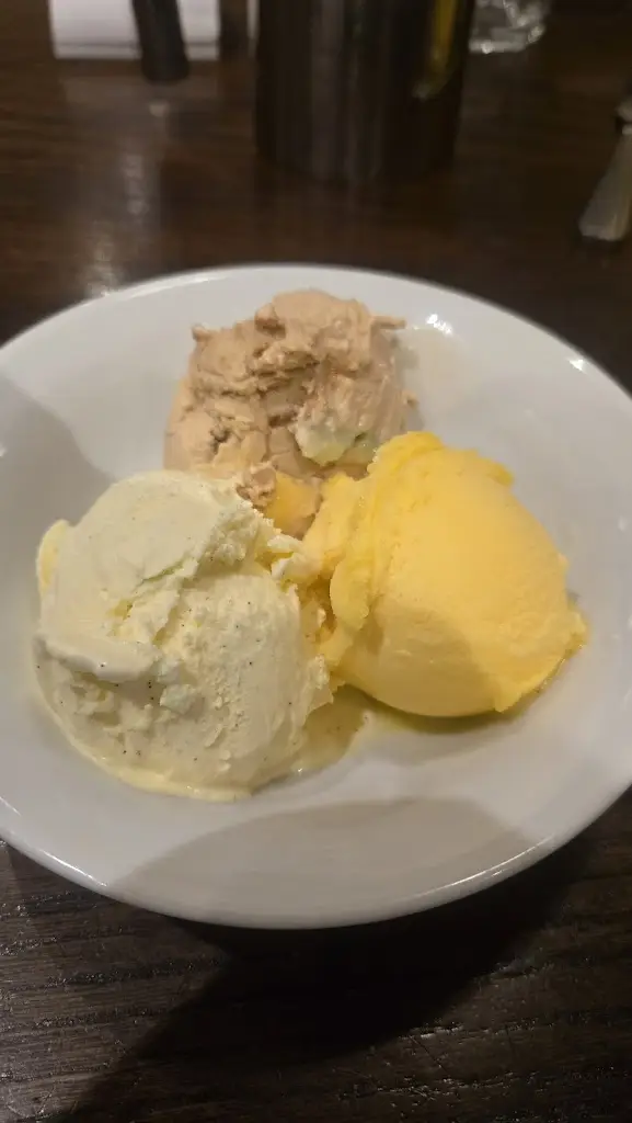 bhagyesh gaitonde_Ibrahimi Buffet Restaurant_Barnack_review