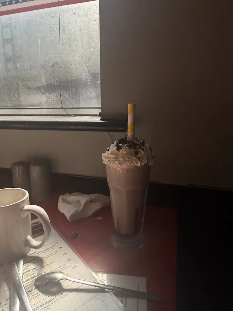 Tee A_The Bungalow Diner, Marks Tey_Marks Tey_review