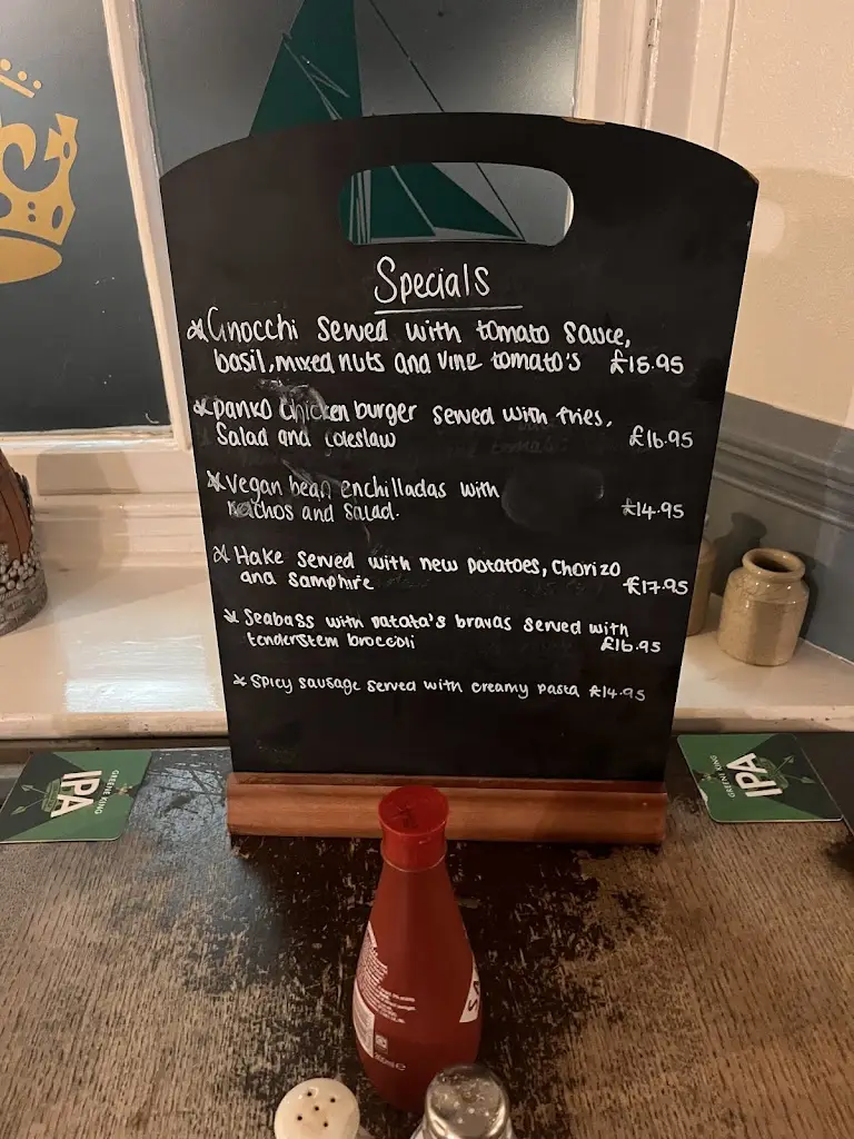 Menu_The Crown Pub and Hotel_Manningtree_image_1