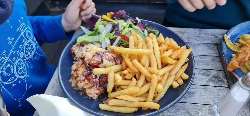 Menu_The Crown Pub and Hotel_Manningtree_image_8