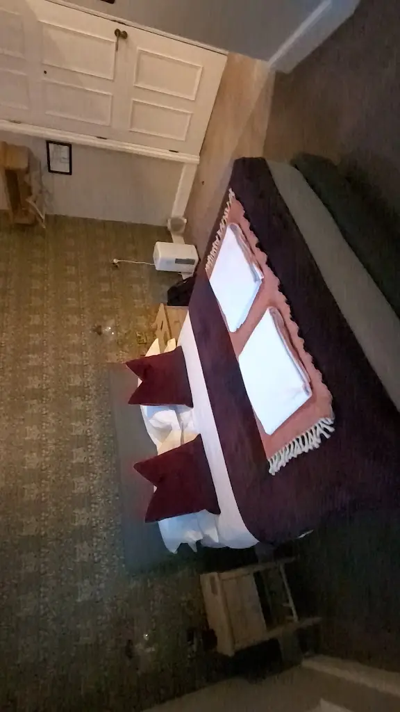 Luke Cunningham_The Crown Pub and Hotel_Manningtree_review