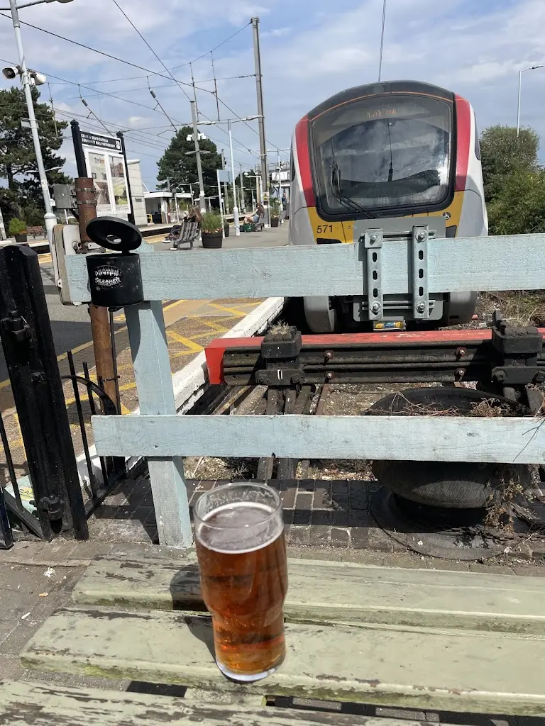 Sean W_Manningtree Station Buffet_Manningtree_review