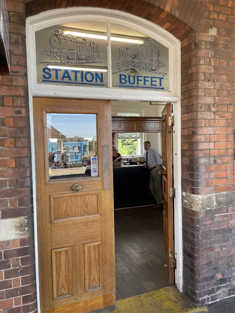 Manningtree Station Buffet_Manningtree_slider_image_1