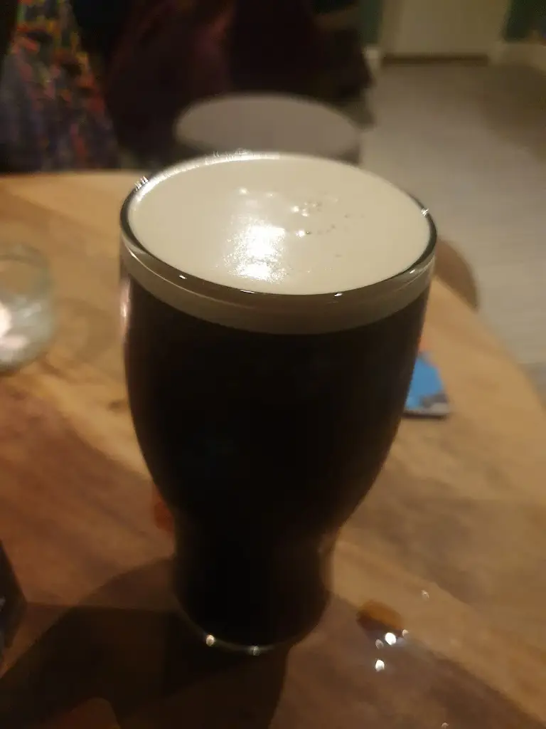 J B_The Red Lion_Manningtree_review