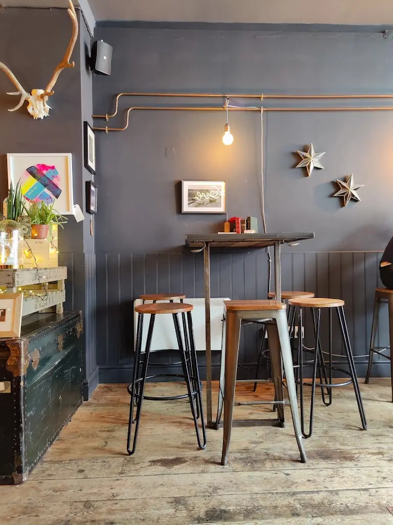 Antonio Martín Mendieta_Estuary_Manningtree_review