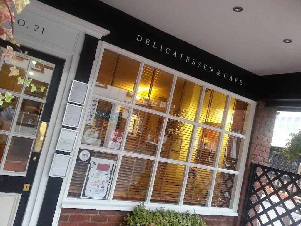 Hobsons Deli & Cafe restaurant in Manningtree