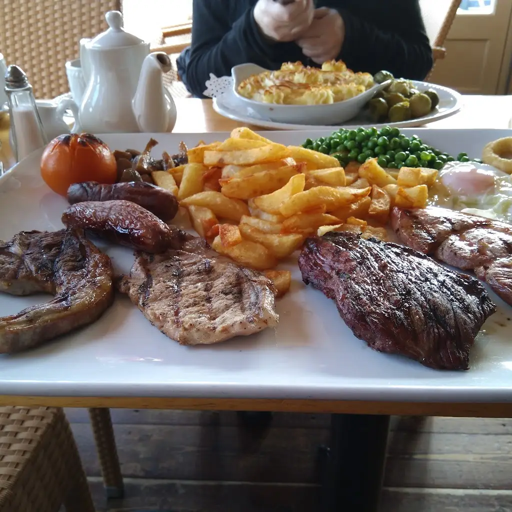 Menu_Ye Olde Smokey House_Marldon_image_5