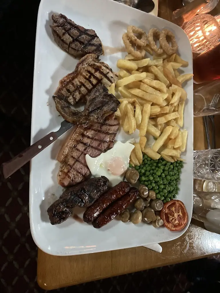 Ye Olde Smokey House_Marldon_slider_image_2