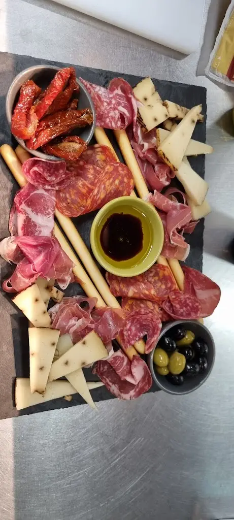 Ye Olde Red Lion Hotel_Market Bosworth_slider_image_2