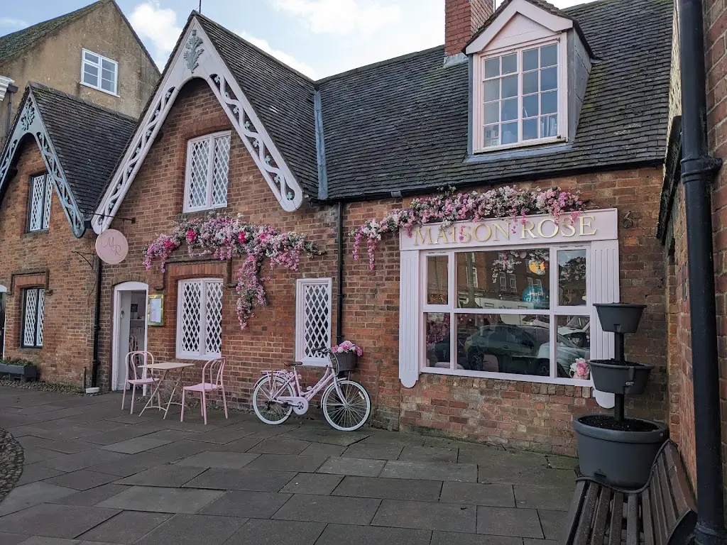 Maison Rose_Market Bosworth_slider_image_3