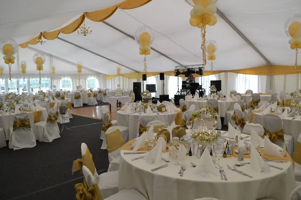 The Royal Arms Hotel_Market Bosworth_slider_image_2