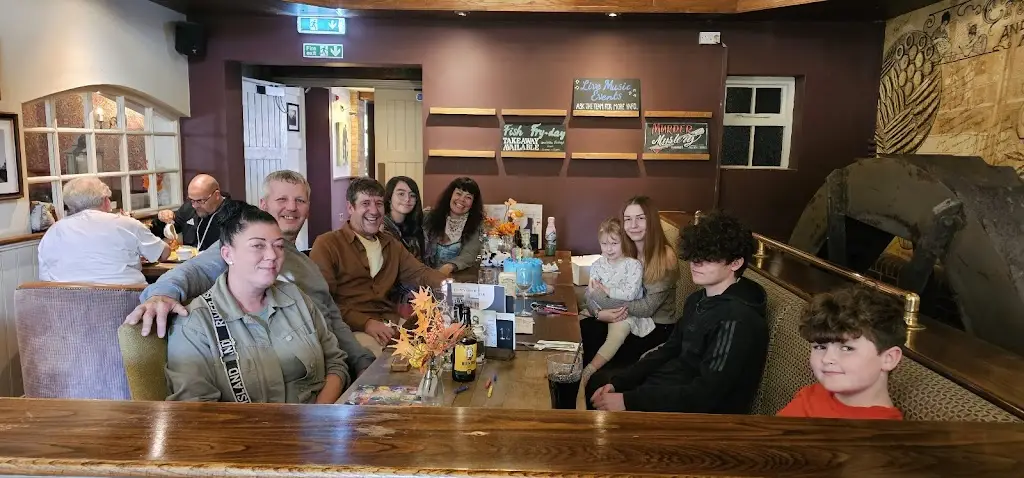 Dave Rowe_The Millers_Market Bosworth_review