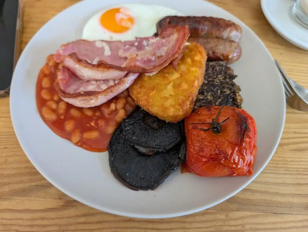 Christopher Dean_Sutton Wharf_Market Bosworth_recensione