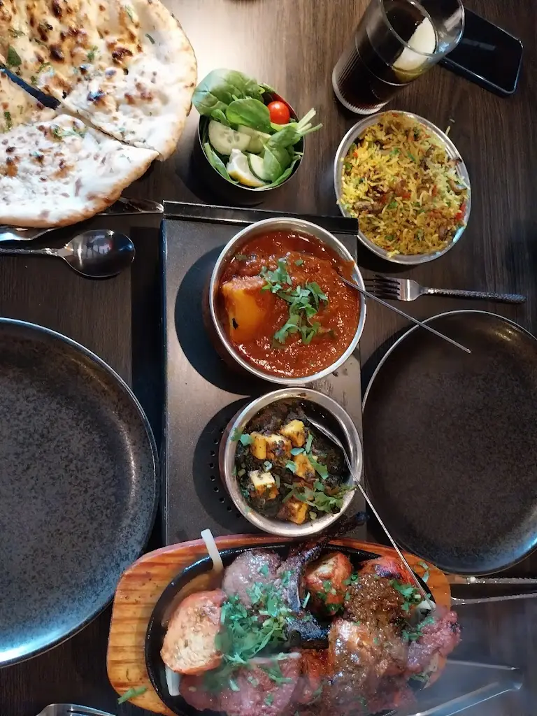 Mark Hammond_Taj Mahal_Market Deeping_recensione