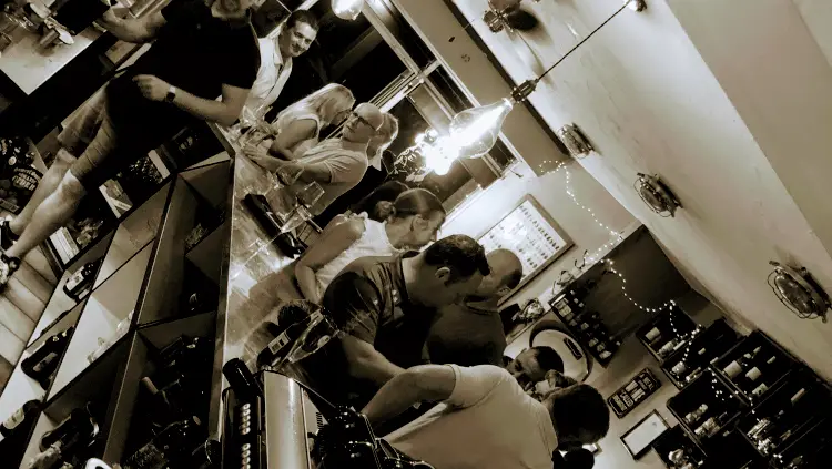 Notty's Cocktail & Wine Bar_Market Deeping_slider_image_3